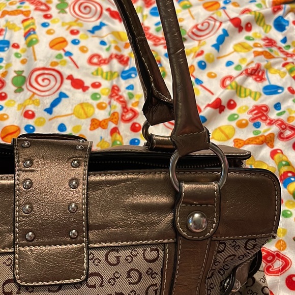 Guess purse - Picture 5 of 8